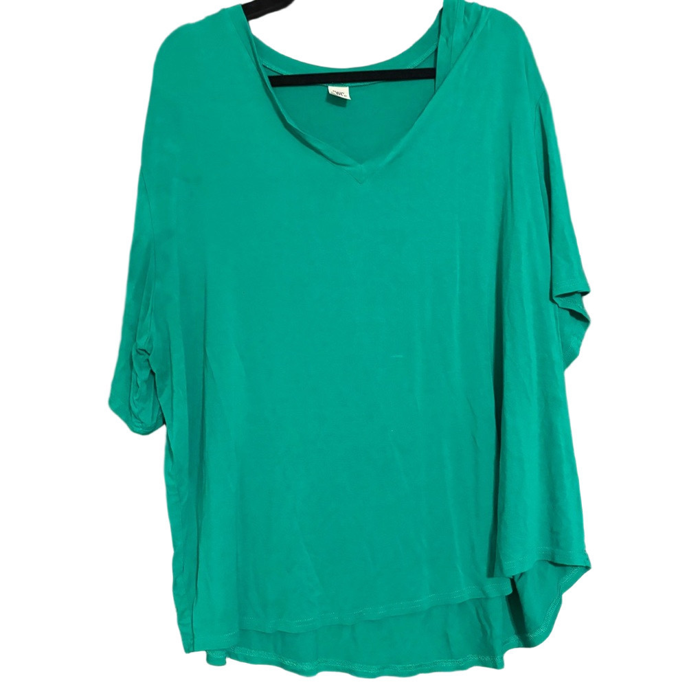 Sew in Love Kelly Green V-Neck Women's T-Shirt